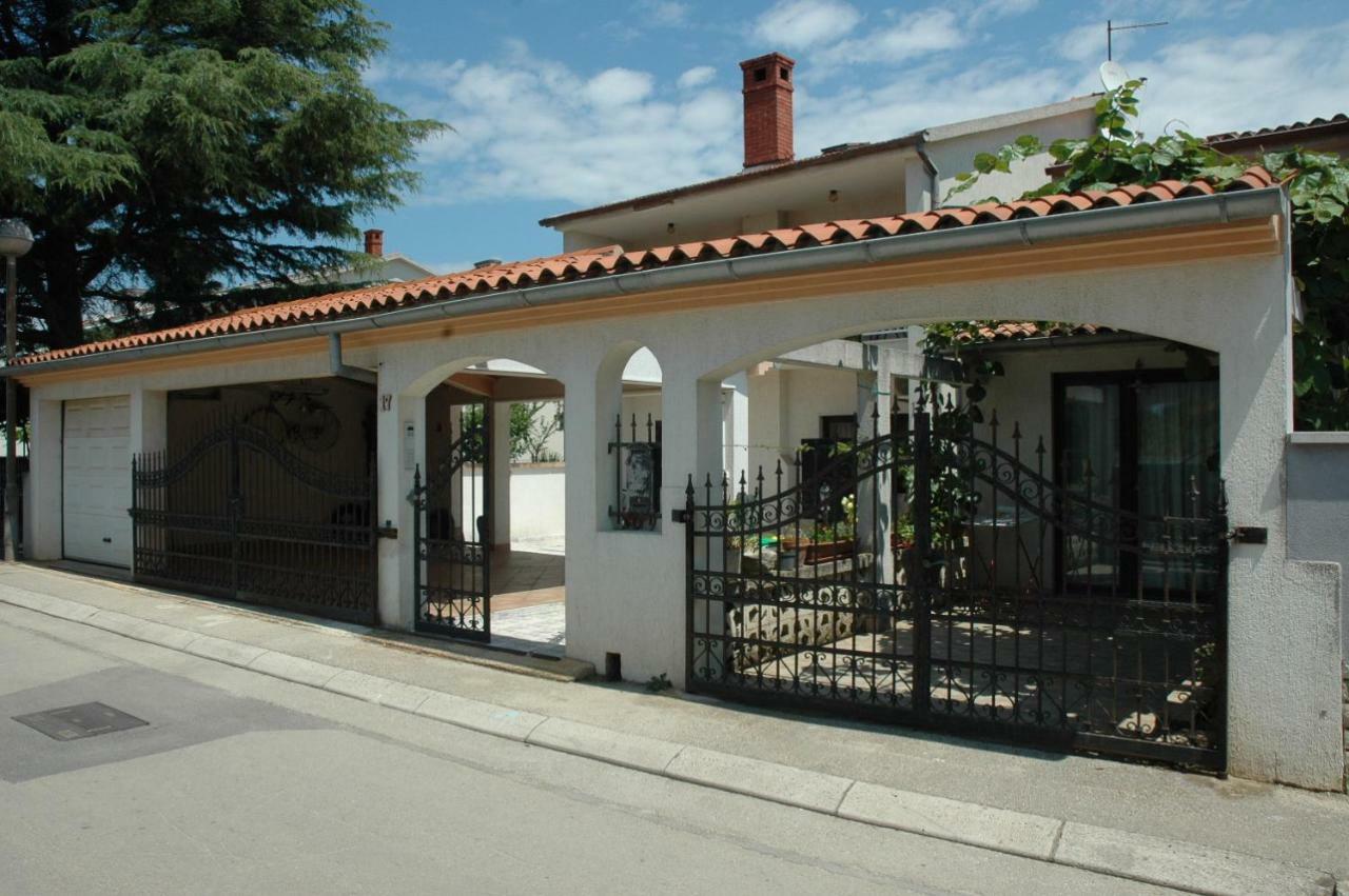 Apartments Valbandon Fažana Екстериор снимка